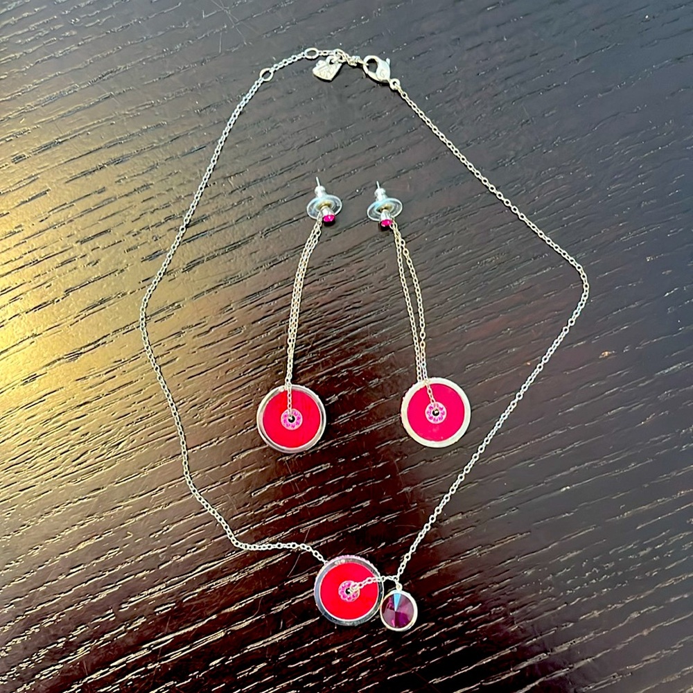 Unique Swarovski set - earrings and necklace, rhodium plated (pink/fuchsia)